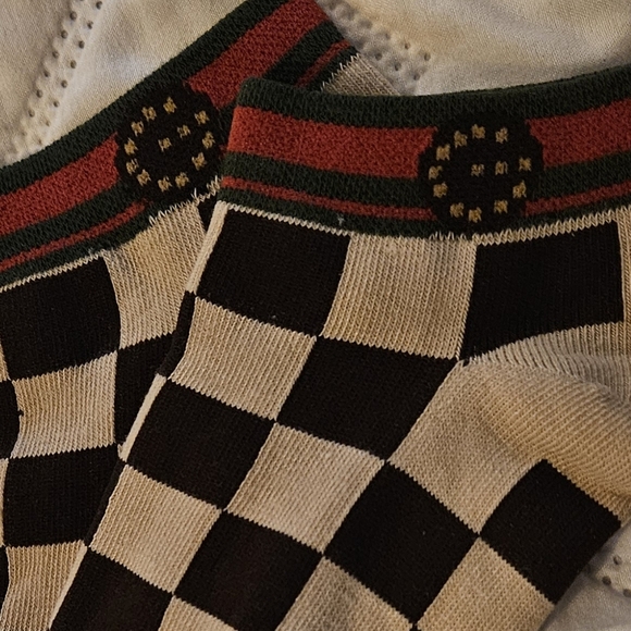 ๐NWOT Designer Patterned Womens And Men's Socks Set - Brown Cream TWO PAIRS๐ - Picture 4 of 4